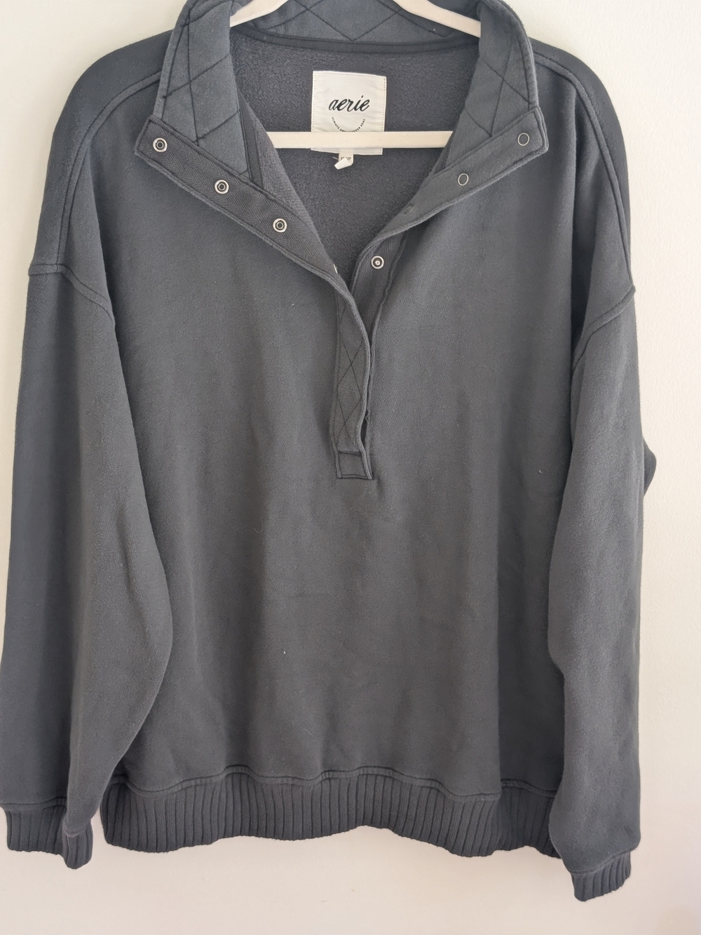 aerie Charcoal Gray Snap-Placket Pullover Hoodie
